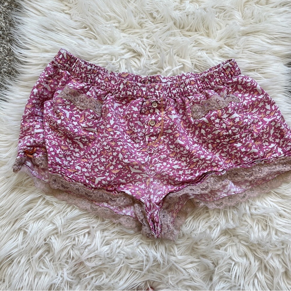 Kensie Floral Bird Lace Trim Pajama Shorts Medium